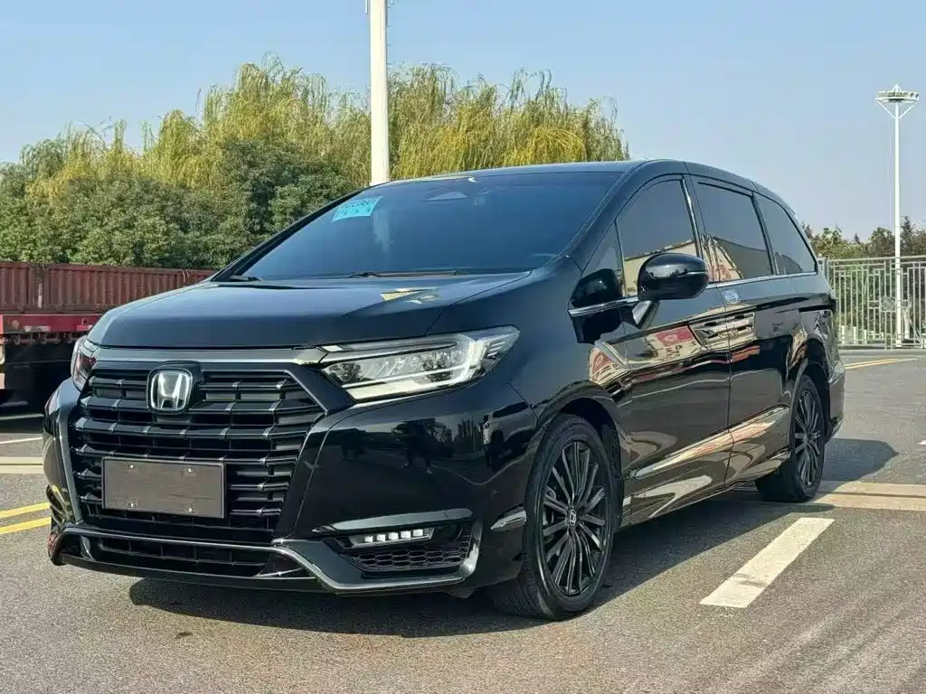 Honda Elysion 2024 2024 2.0L e:HEV Luxury Edition