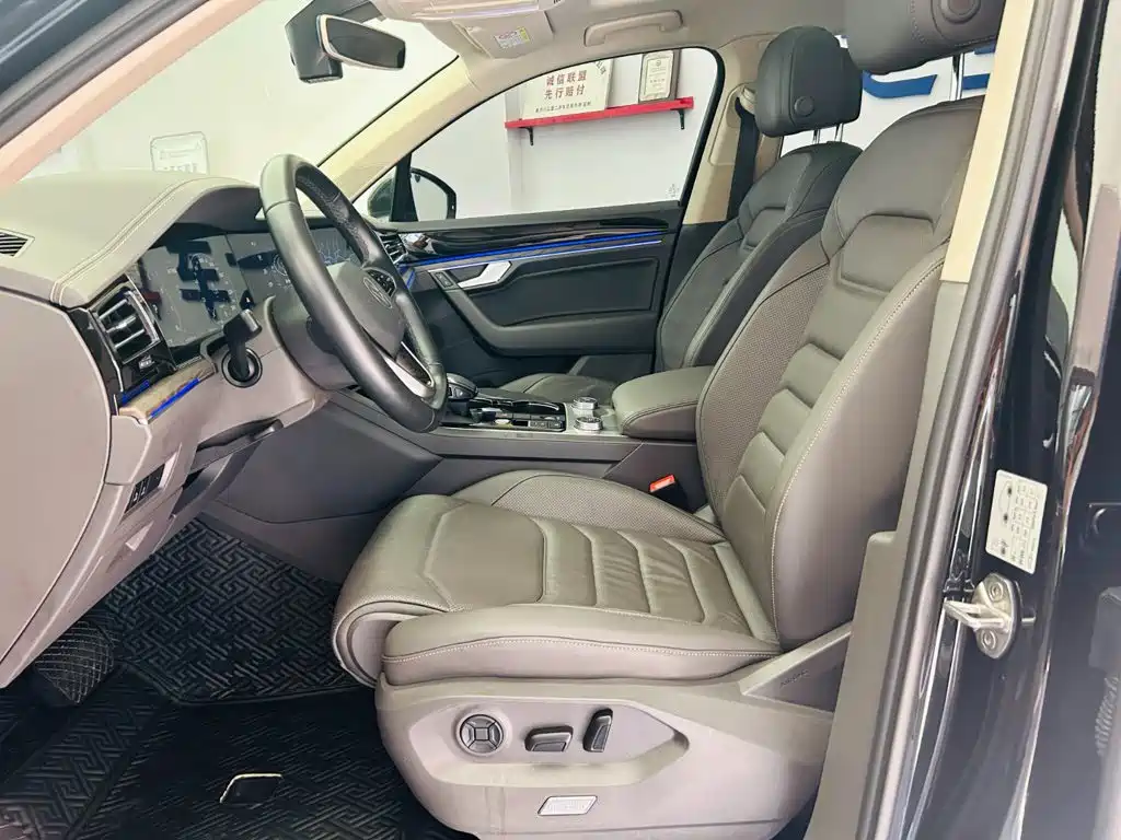 Volkswagen Touareg 2023 2022 2.0TSI Rui Shang Edition