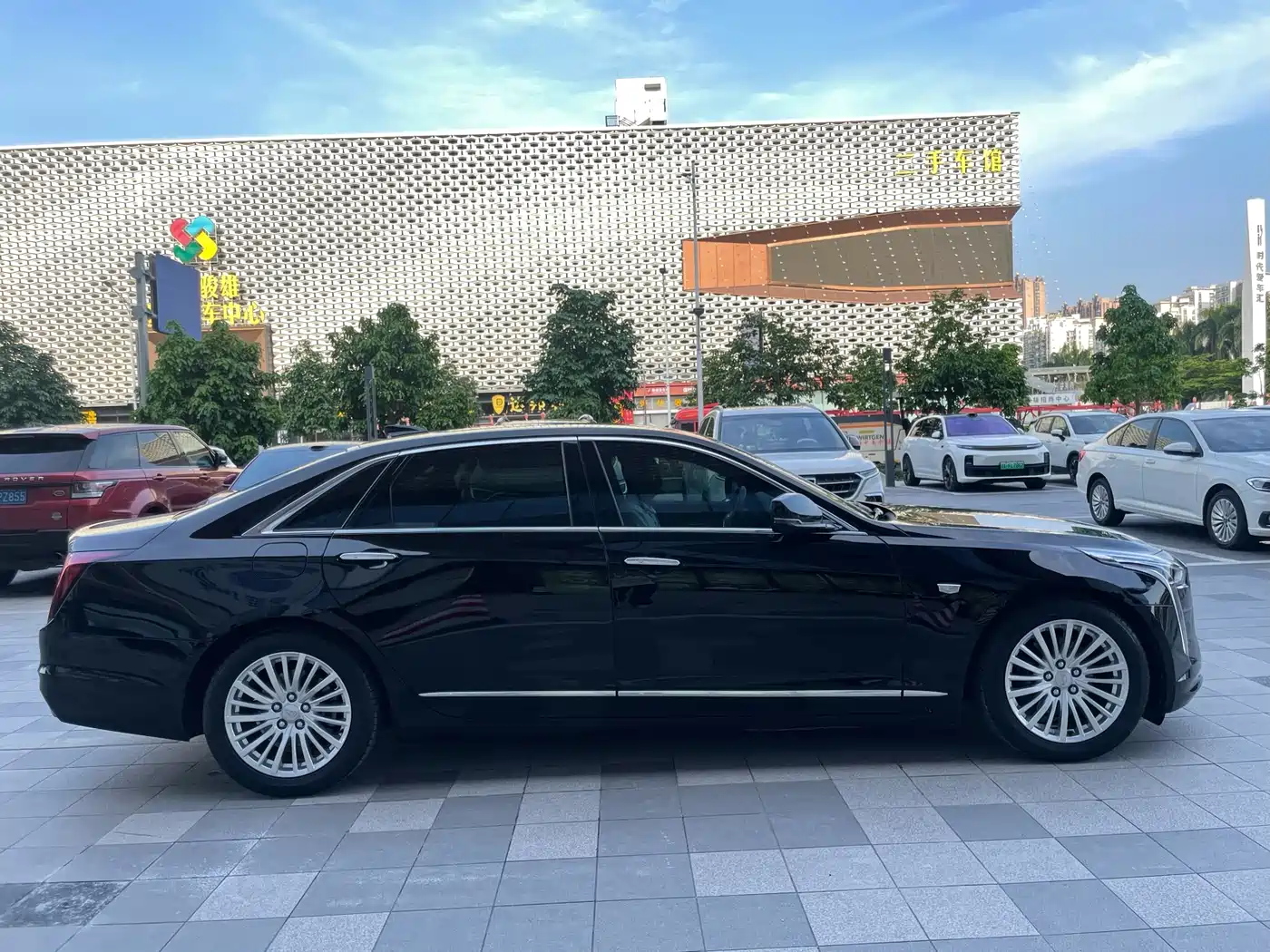 CADILLAC CT6