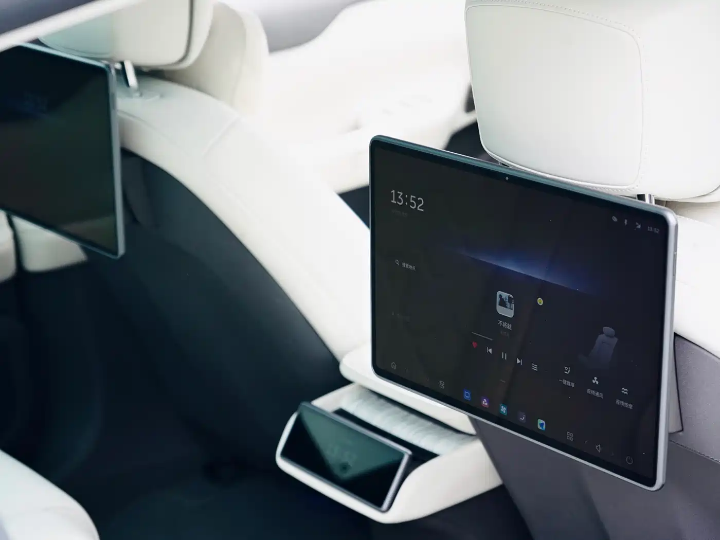 NIO ET7 2024 75kWh Executive Signature Edition фото 16