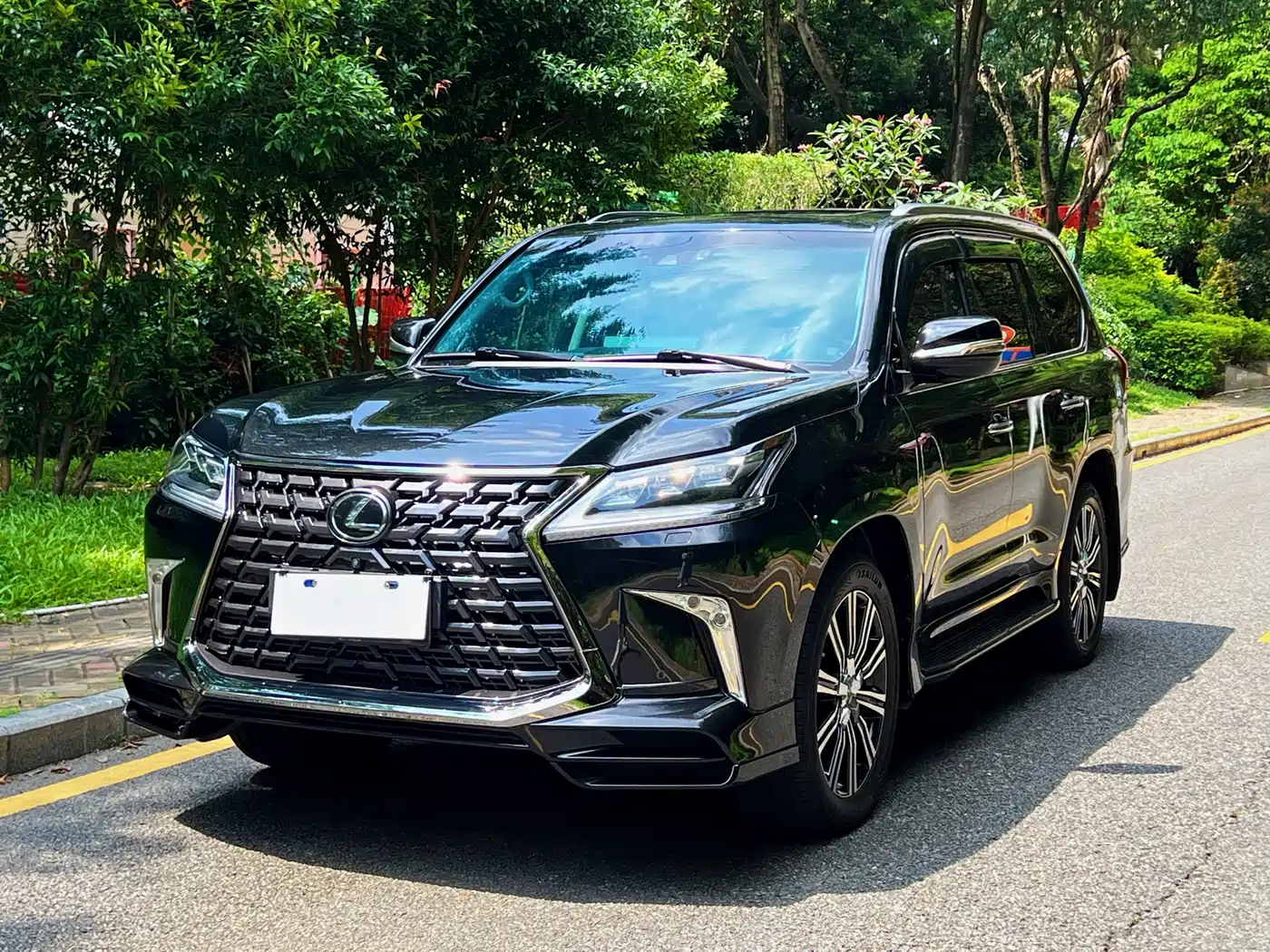 Lexus Lexus LX 2019 570 Prestige Luxury Edition