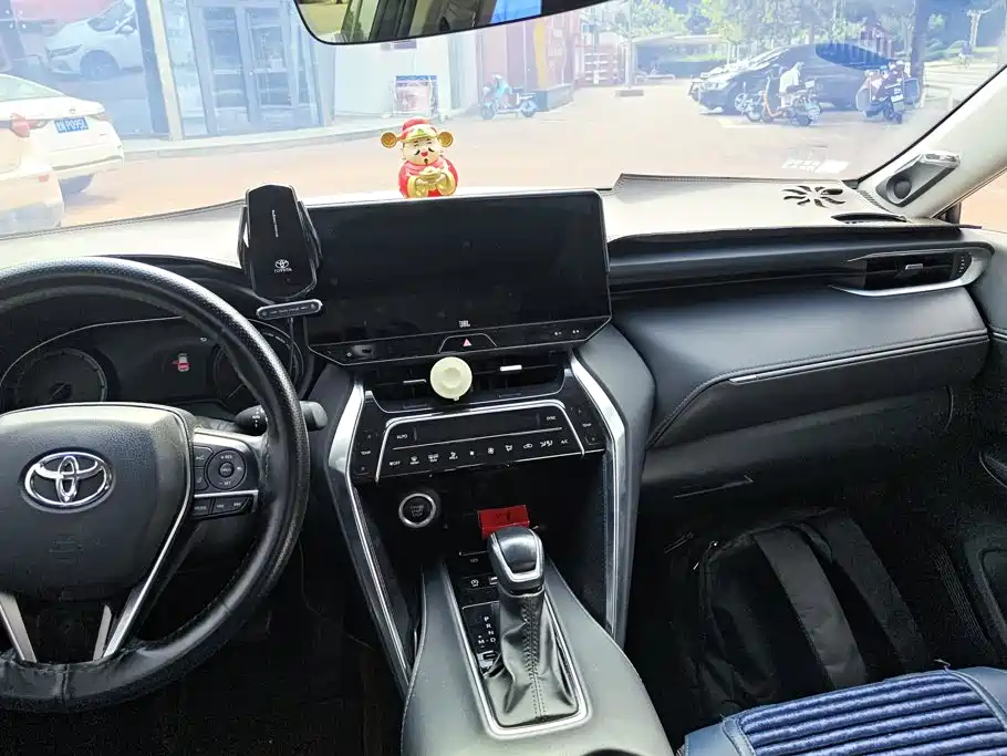 Toyota Venza 2023 2022 2.0L CVT 2WD Premium