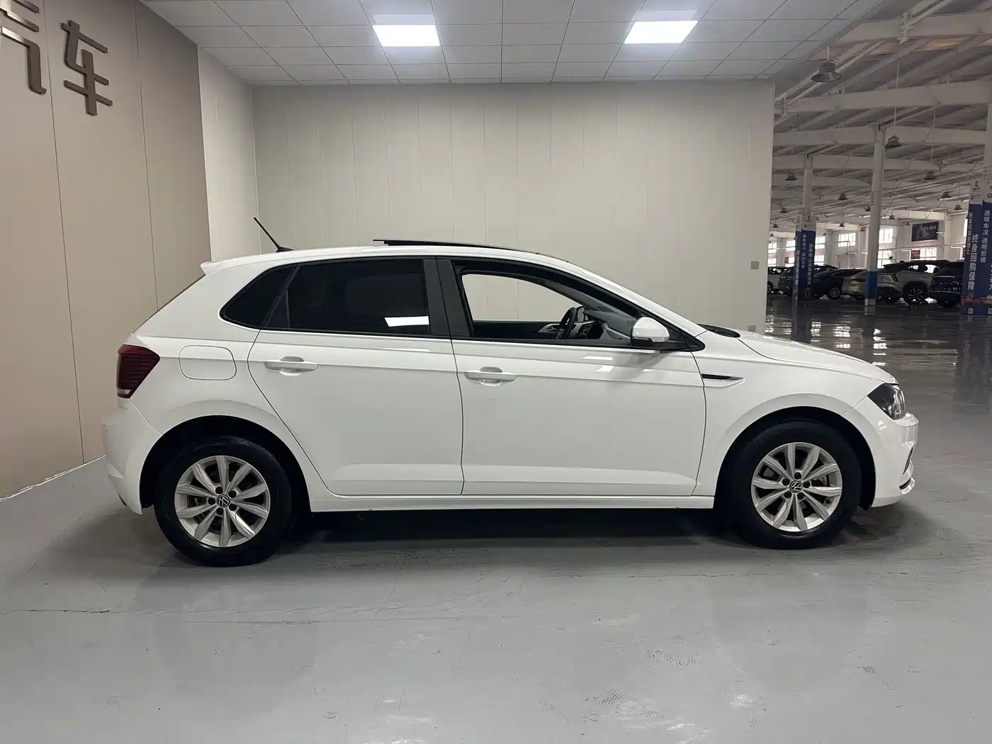 Volkswagen Polo 2023 2023 Facelift Plus 1.5L Auto Chroma Tech Edition