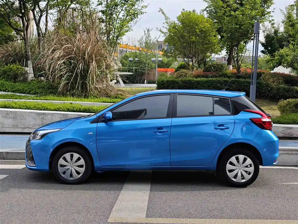 Toyota YARiS L Zhi Xuan 2019 1.5E CVT MeiDong Edition China VI фото 3