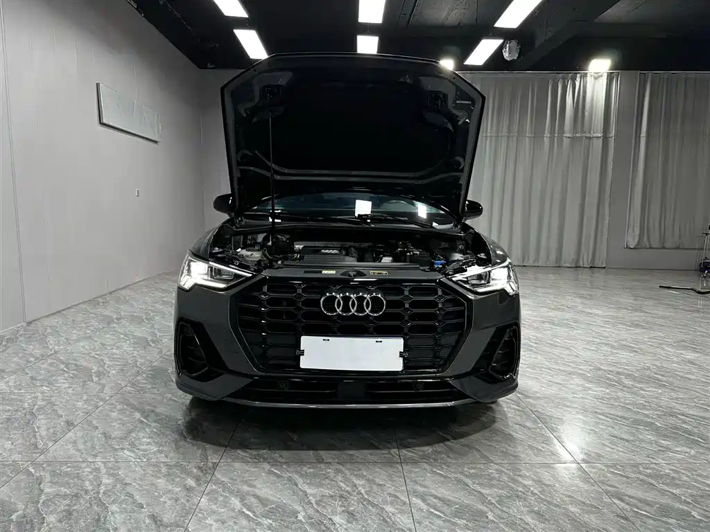 Audi Q3 2022 35 TFSI Fashion Dynamic фото 9