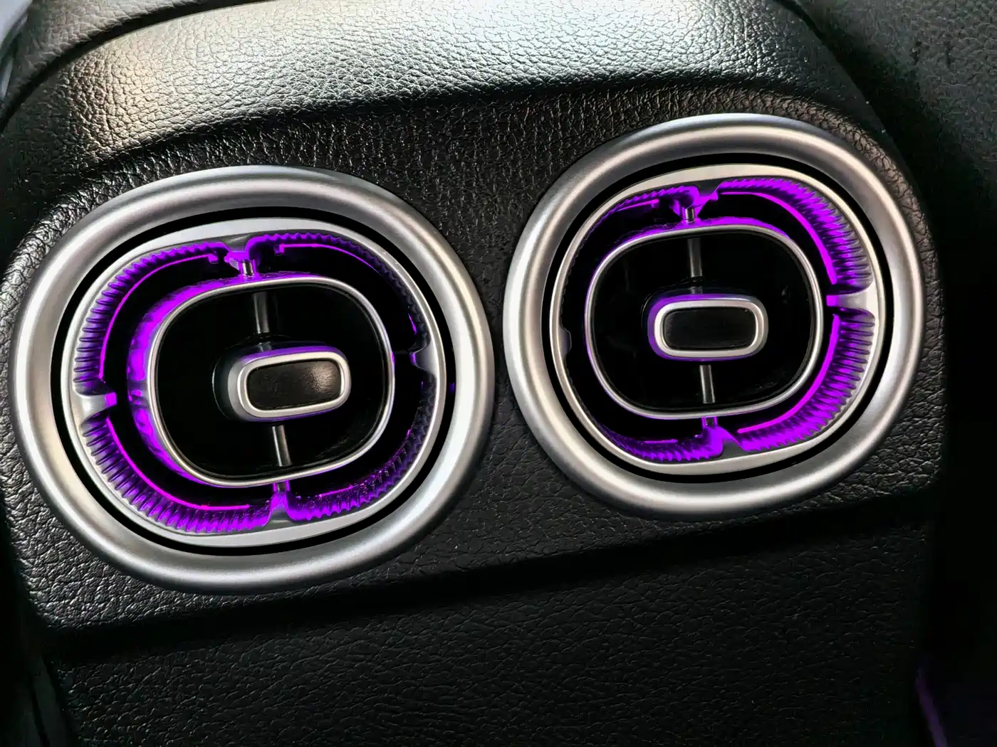 Mercedes-Benz C-Class 2024 C 260 L Sport фото 10