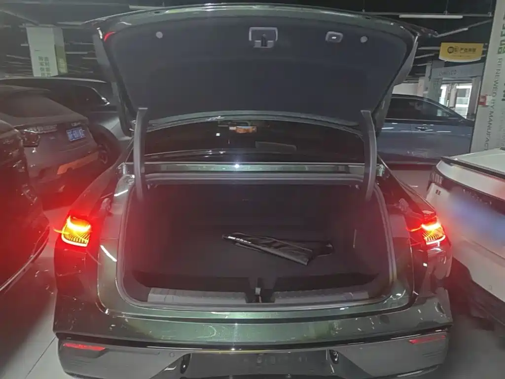 Geely Galaxy Galaxy Xingyao 8 2025 2025 130km EM-P Starship Edition