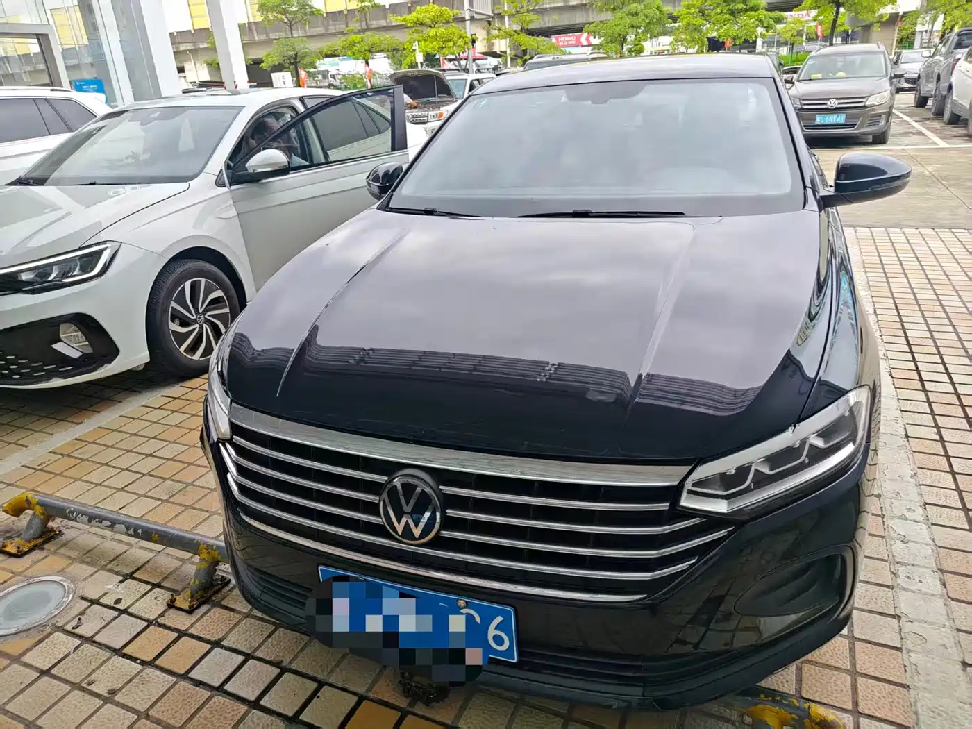 Фото 3 - Volkswagen Lavida