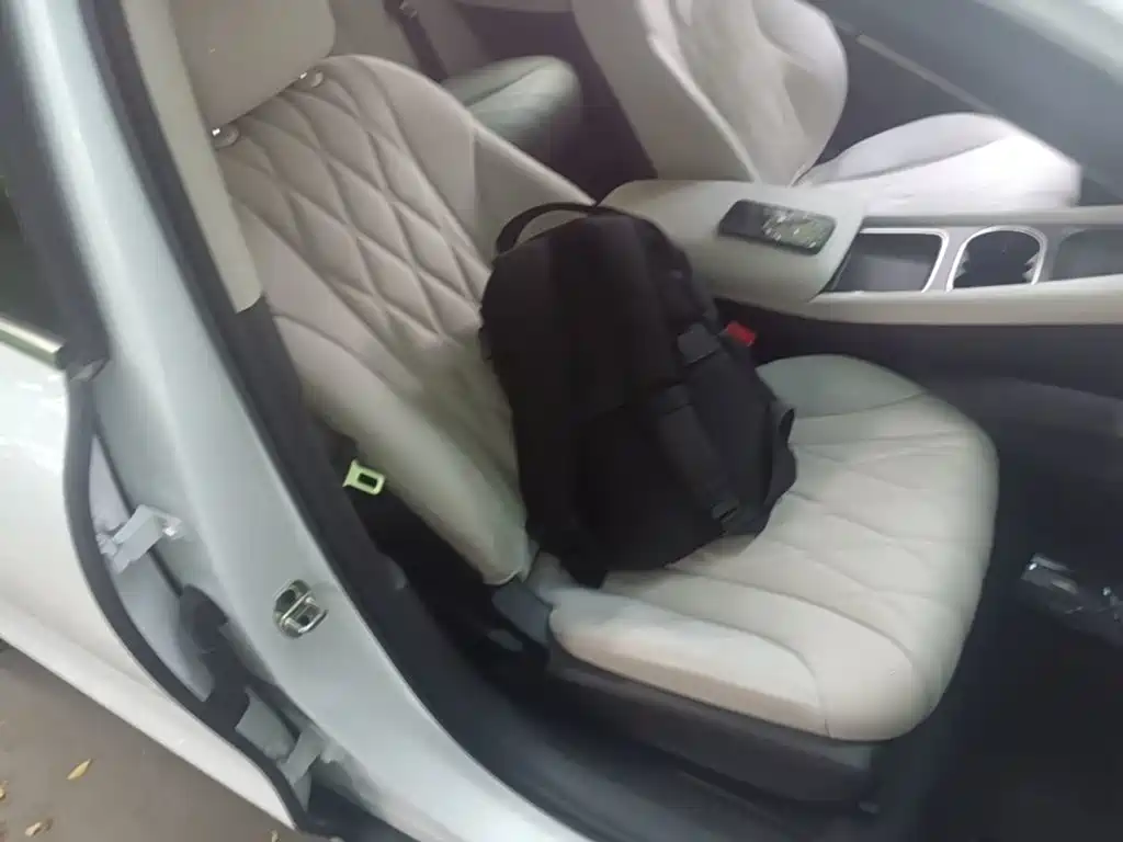 Roewe D7 2025 2023 DMH 125km Excellence Edition