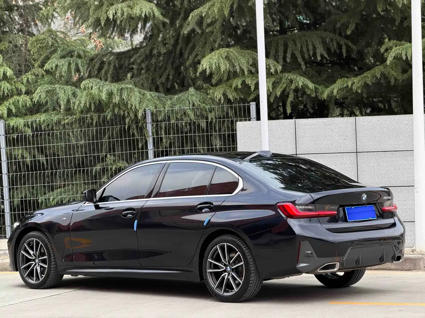 BMW 3 Series 2024 325Li M Sport Package фото 12
