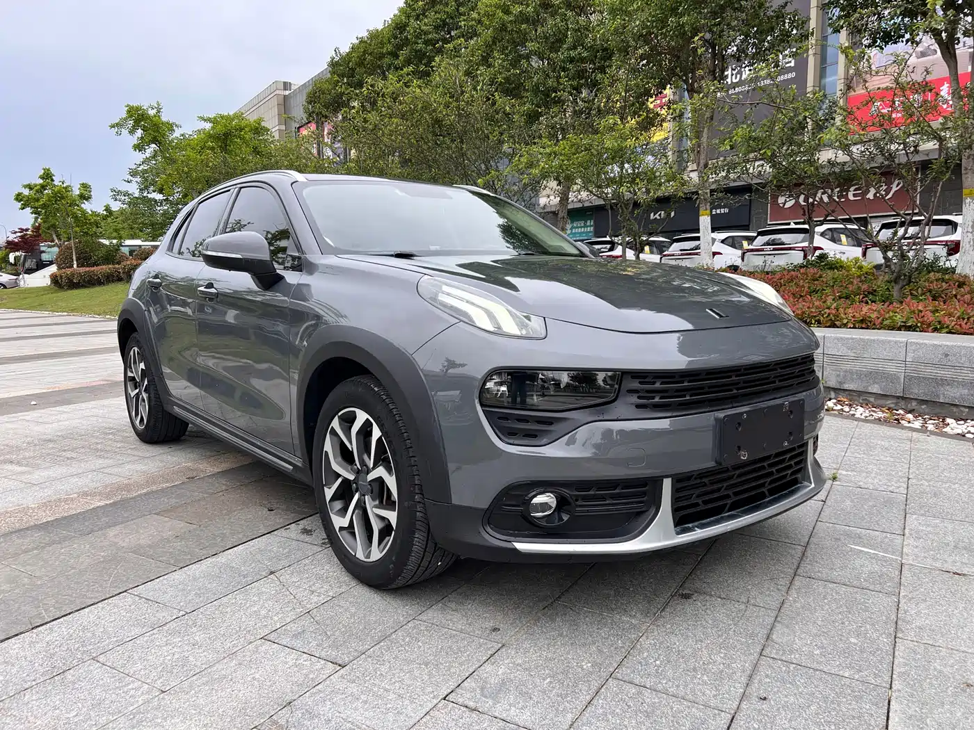 Lynk & Co 02 2018 1.5T DCT 2WD Power Edition China V фото 3