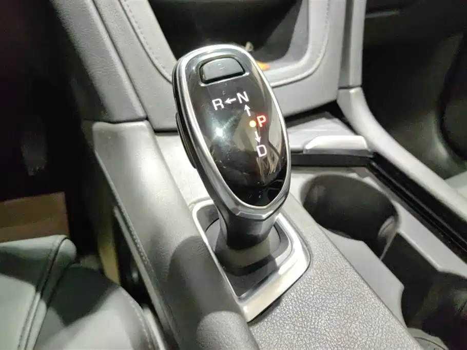 Cadillac XT5 2018 25T Luxury фото 16