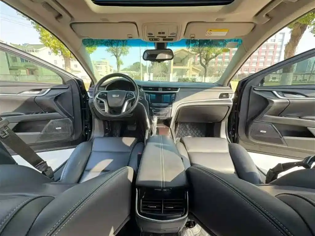 Cadillac XTS 2018 28T Technology фото 5