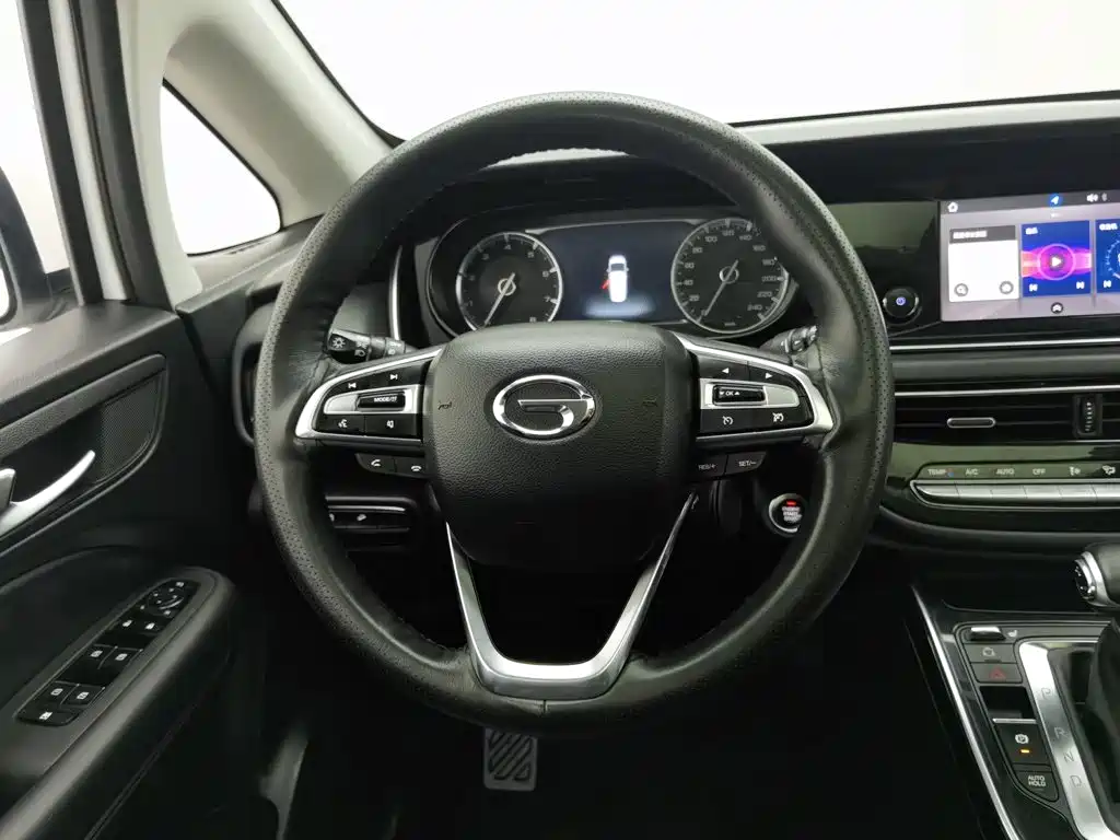 GAC Trumpchi M6, миниатюра 11