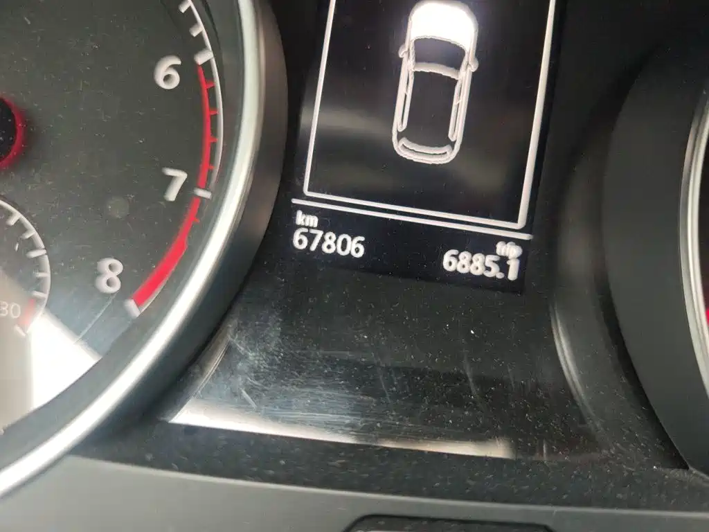 Фото 8 - Volkswagen Golf