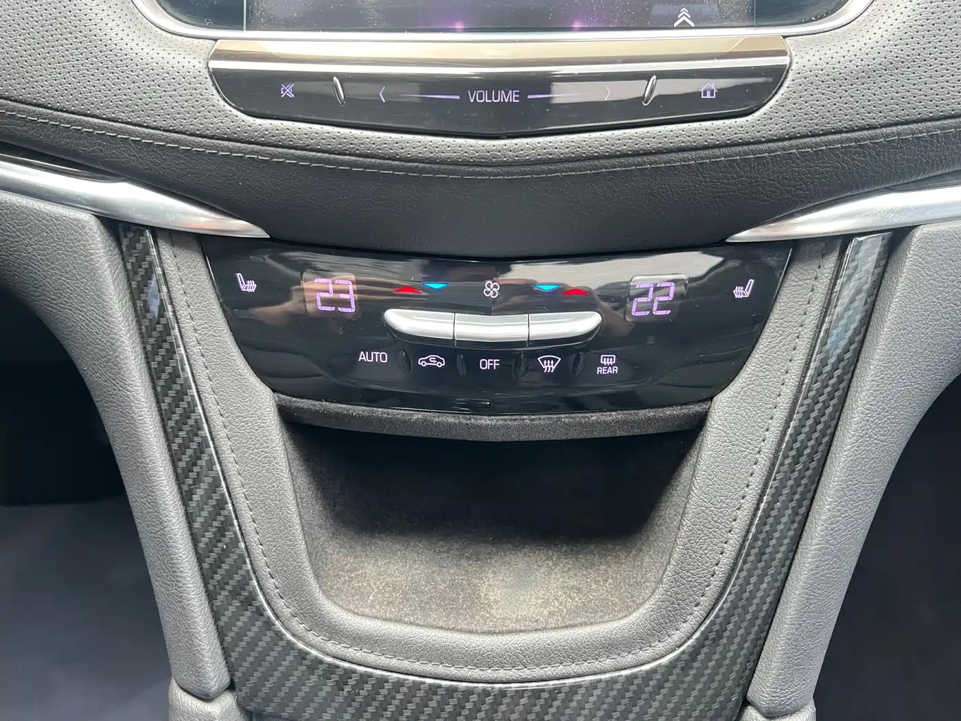 Cadillac XT5 2017 Anniversary Edition 28T 4WD Luxury фото 16