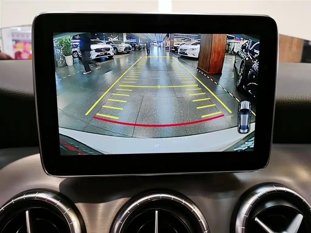 Mercedes-Benz CLA (Import) 2016 CLA 220 4MATIC фото 12