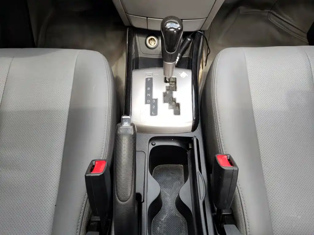 Hyundai Elantra 2012 2011 1.6L Automatic Luxury