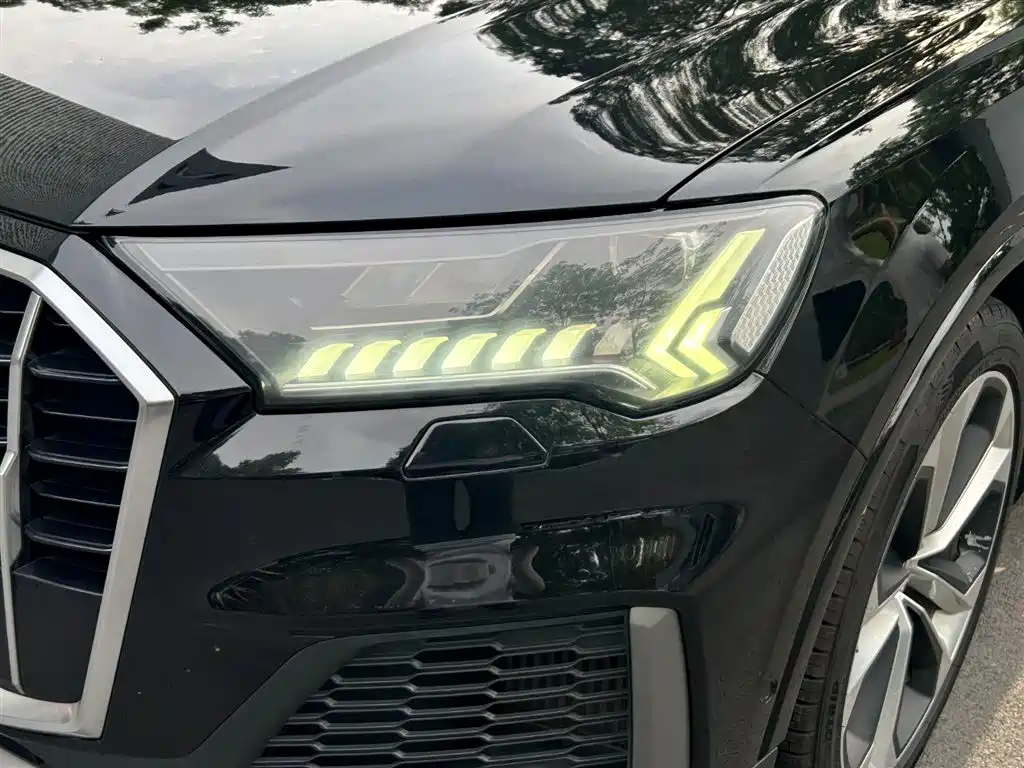 Audi Q7 2020 55 TFSI quattro S line Sport фото 19