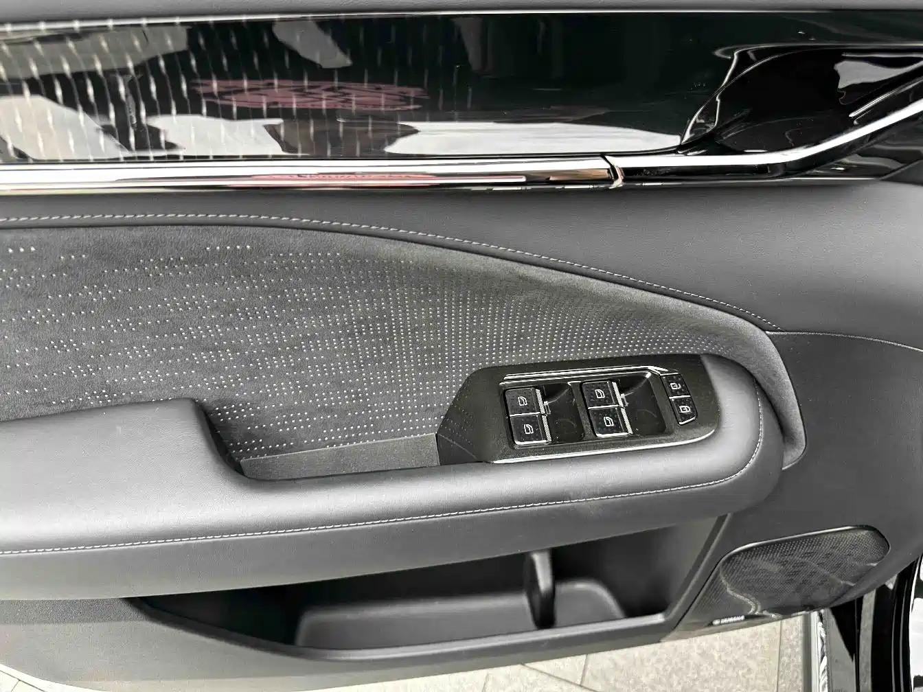 ZEEKR EXTREME KRYPTON 009