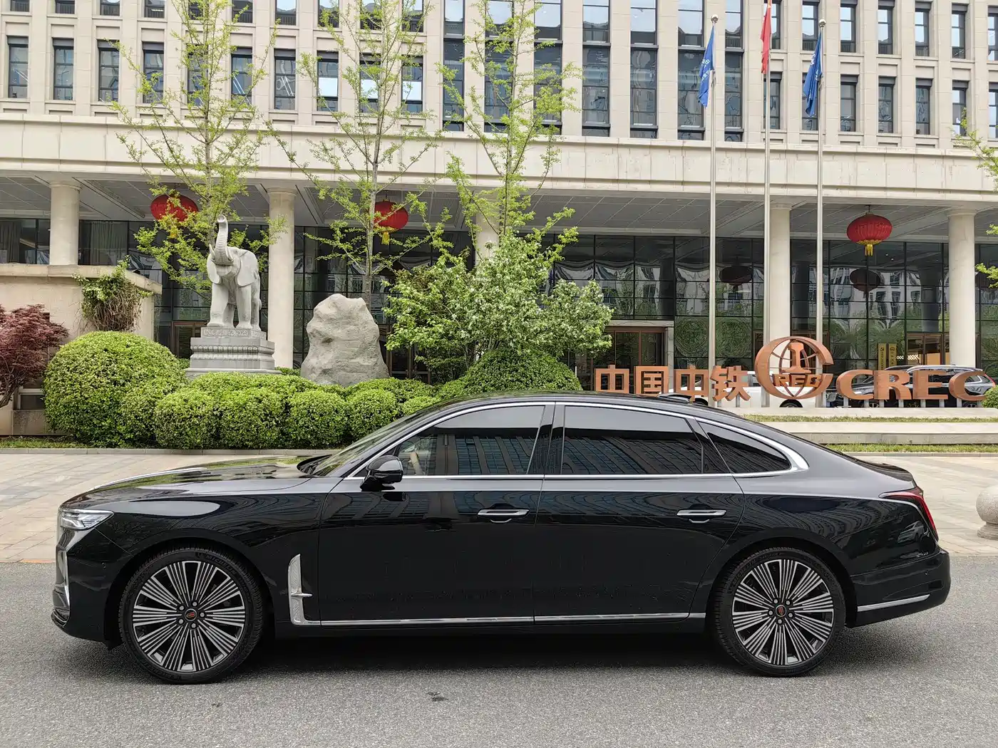 Hongqi H9 2025 2.0T 2WD Qichang Luxury Business Edition 5-seater фото 2