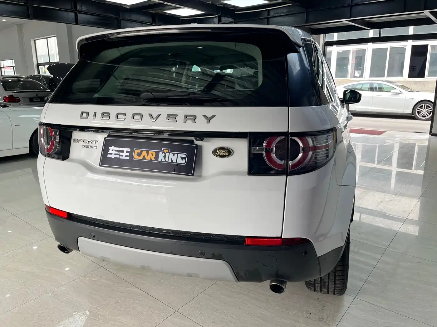 Land Rover Discovery Sport 2016 2.0T HSE фото 15
