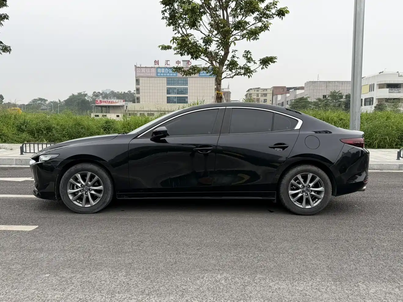 Mazda Mazda3 Axela 2021 1.5L Manual Quality & Beauty фото 4