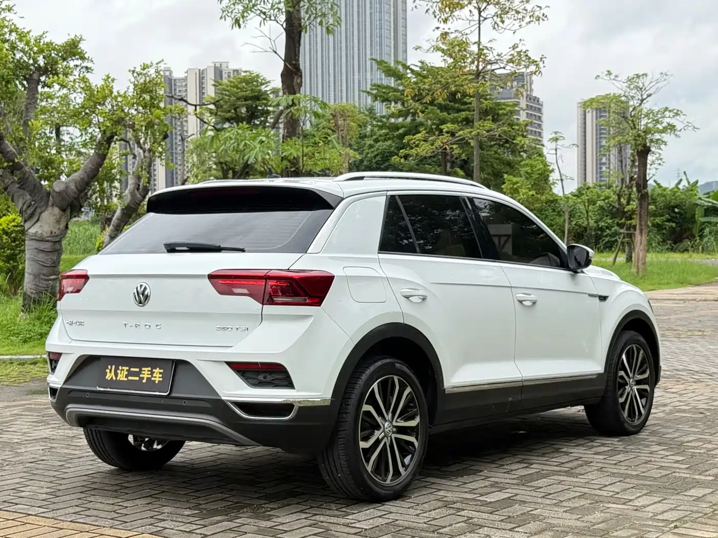 Фото 12 - Volkswagen T-ROC