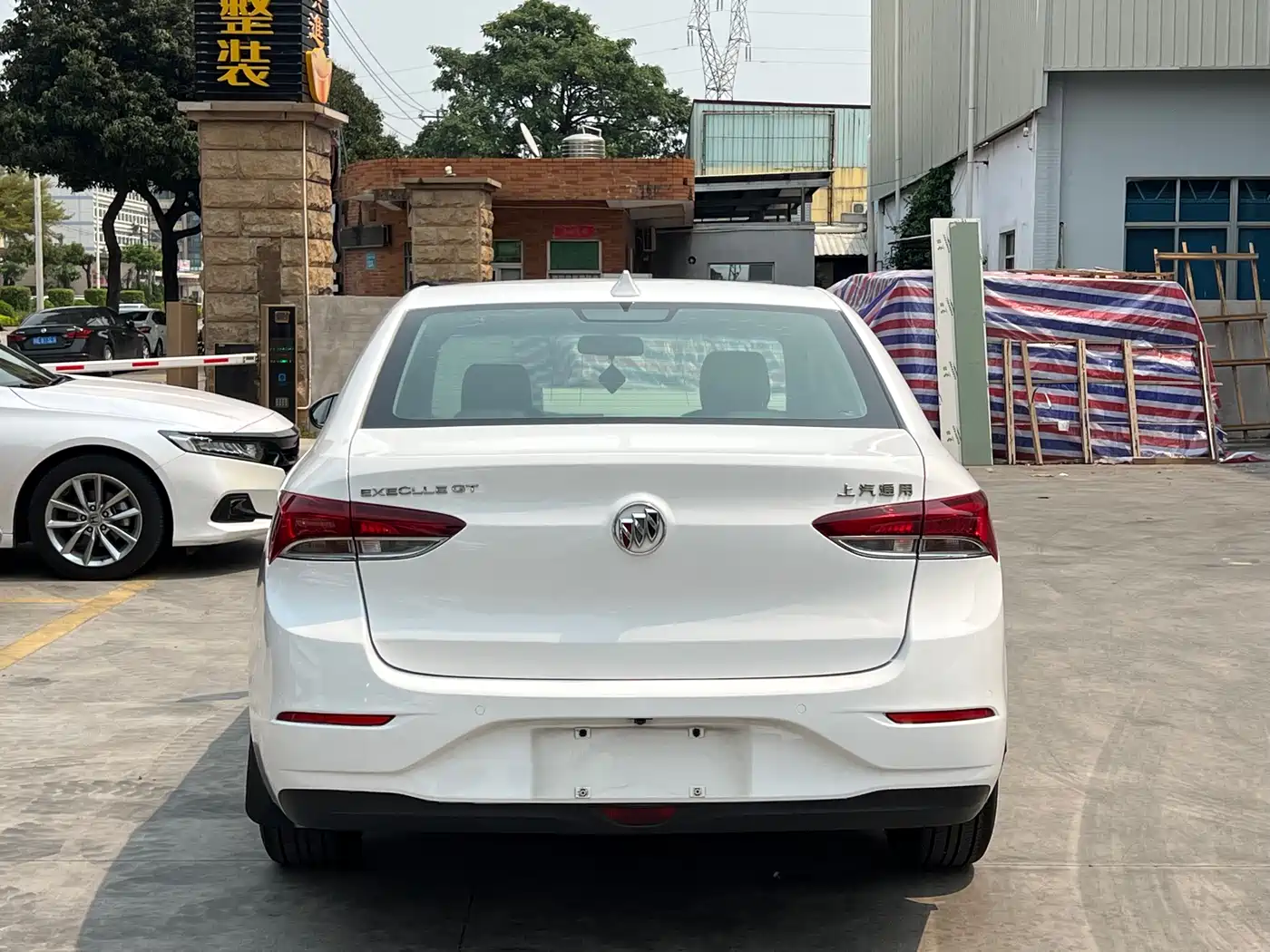 Buick Excelle 2021 Exemplar 1.5L Auto Elite фото 5