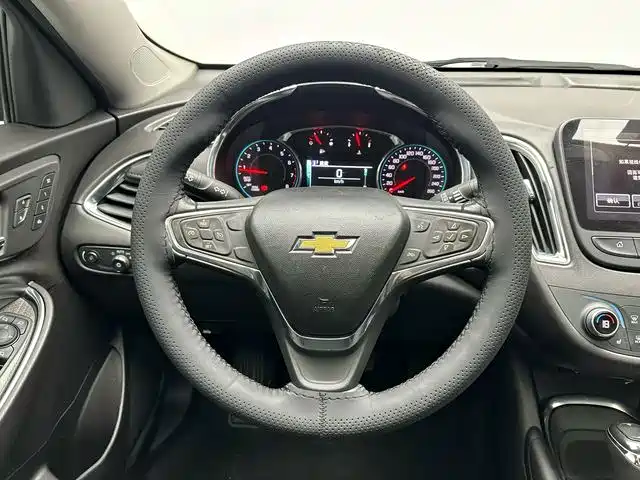 Фото 5 - Chevrolet Malibu XL