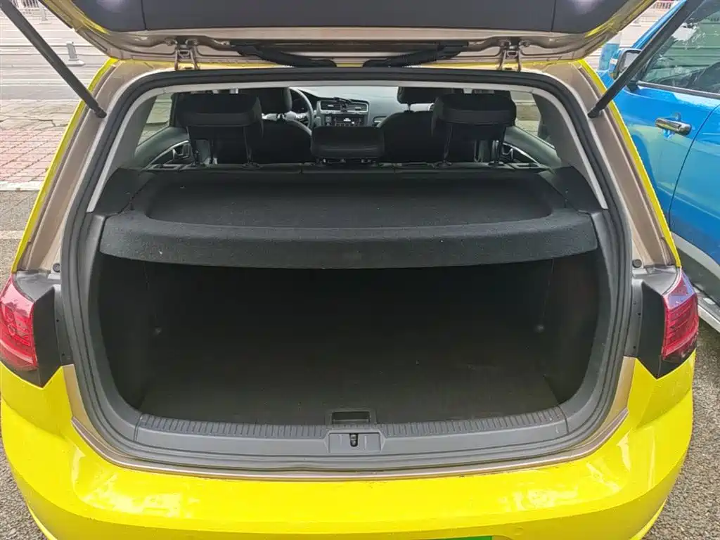 Volkswagen Golf 2019 280TSI DSG Luxury (China V) фото 19