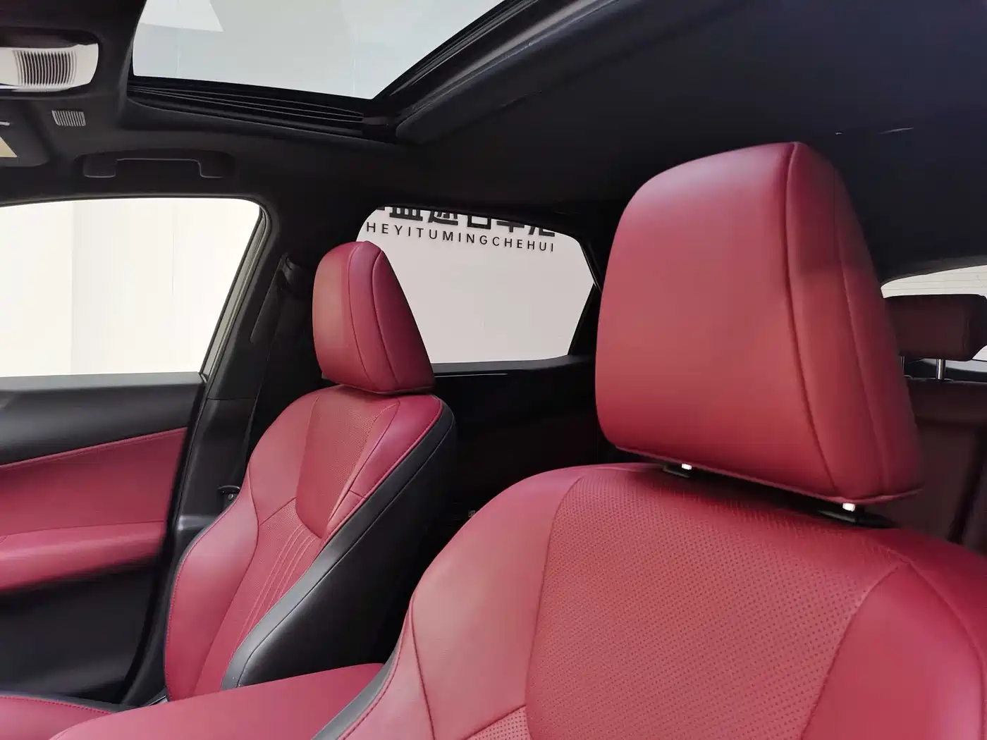 Lexus NX 2023 260 FWD Joy Creation Edition фото 9