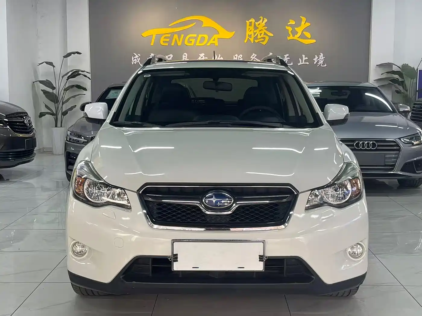 Subaru XV 2015 2.0i Luxury Edition фото 2