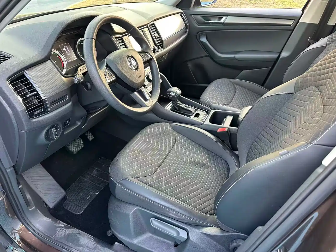 Škoda Kodiaq 2017 TSI330 5-seater 2WD Comfort Edition фото 4