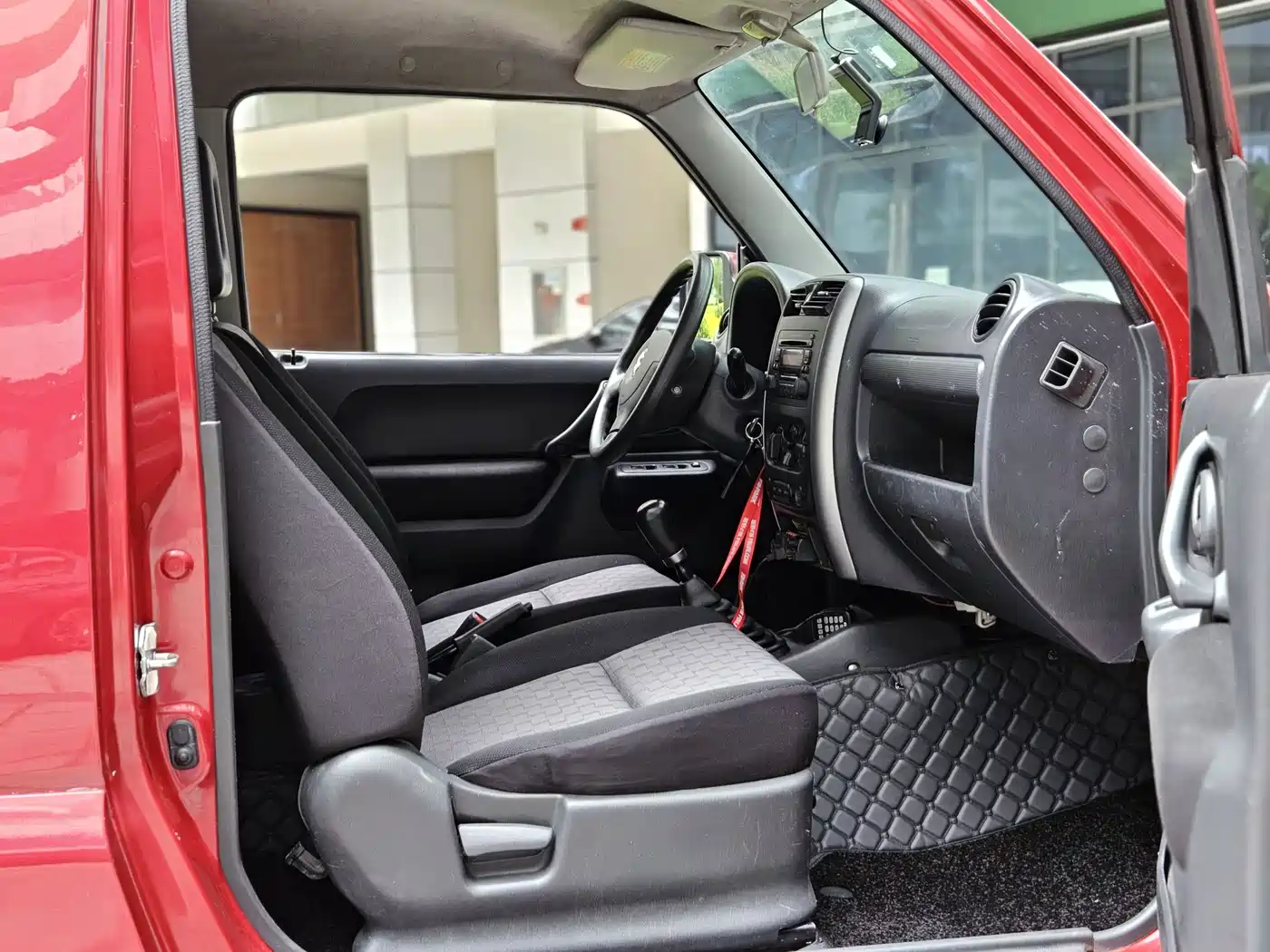 Suzuki Jimny (Import) 2009 1.3 MT Fashion фото 10