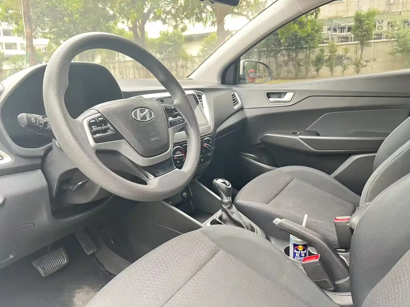 Hyundai Verna 2020 1.4L CVT GLS Cool Edition фото 11