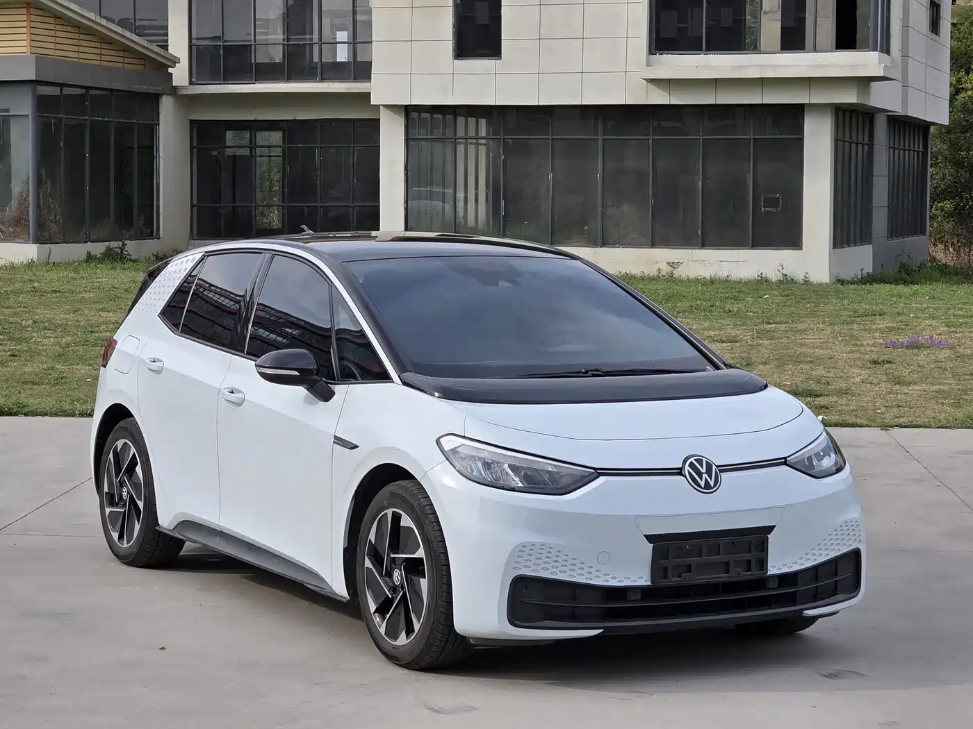 Volkswagen ID.3 2023 Pure Smart Edition фото 3