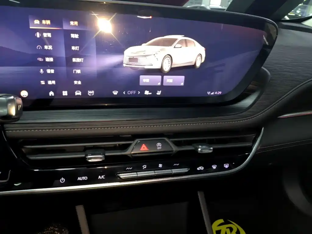 Buick LaCrosse 2025 2025 Model 28T Platinum Edition