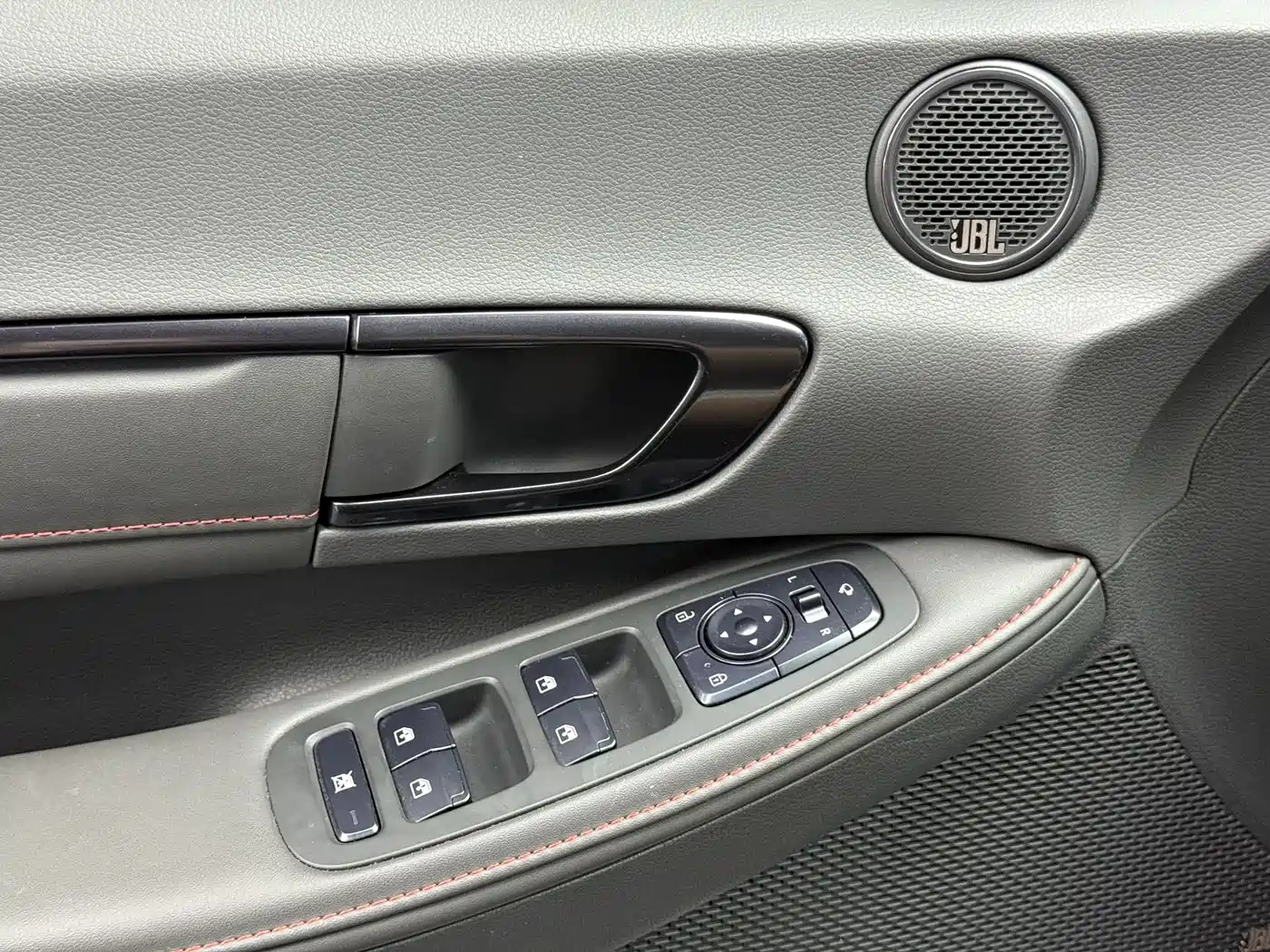 Hyundai Sonata 2022 380TGDi Automatic 20th Anniversary Edition фото 9