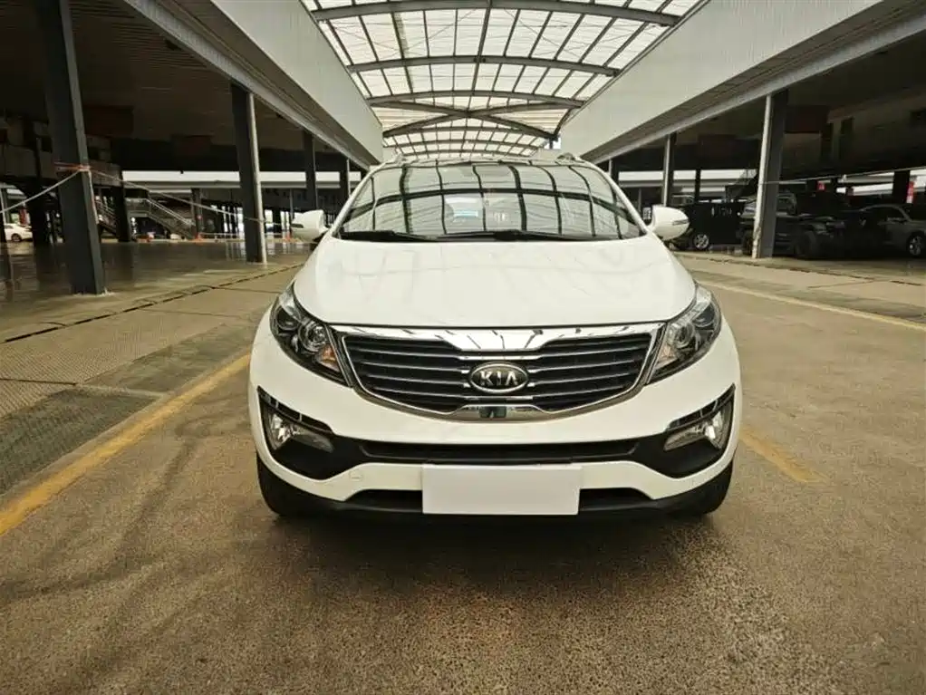 Kia Sportage 2014 2.0L Automatic 2WD DLX фото 2