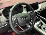 Фото 9 - Geely Coolray