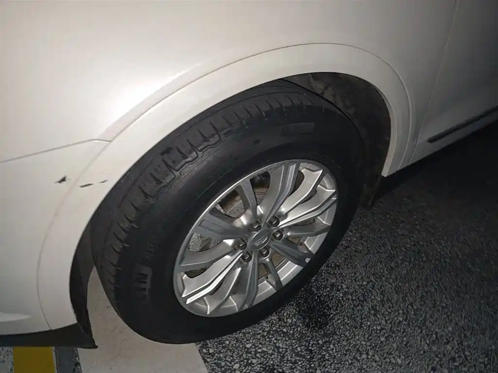 Cadillac XT5 2018 28E AWD Technology Model фото 25