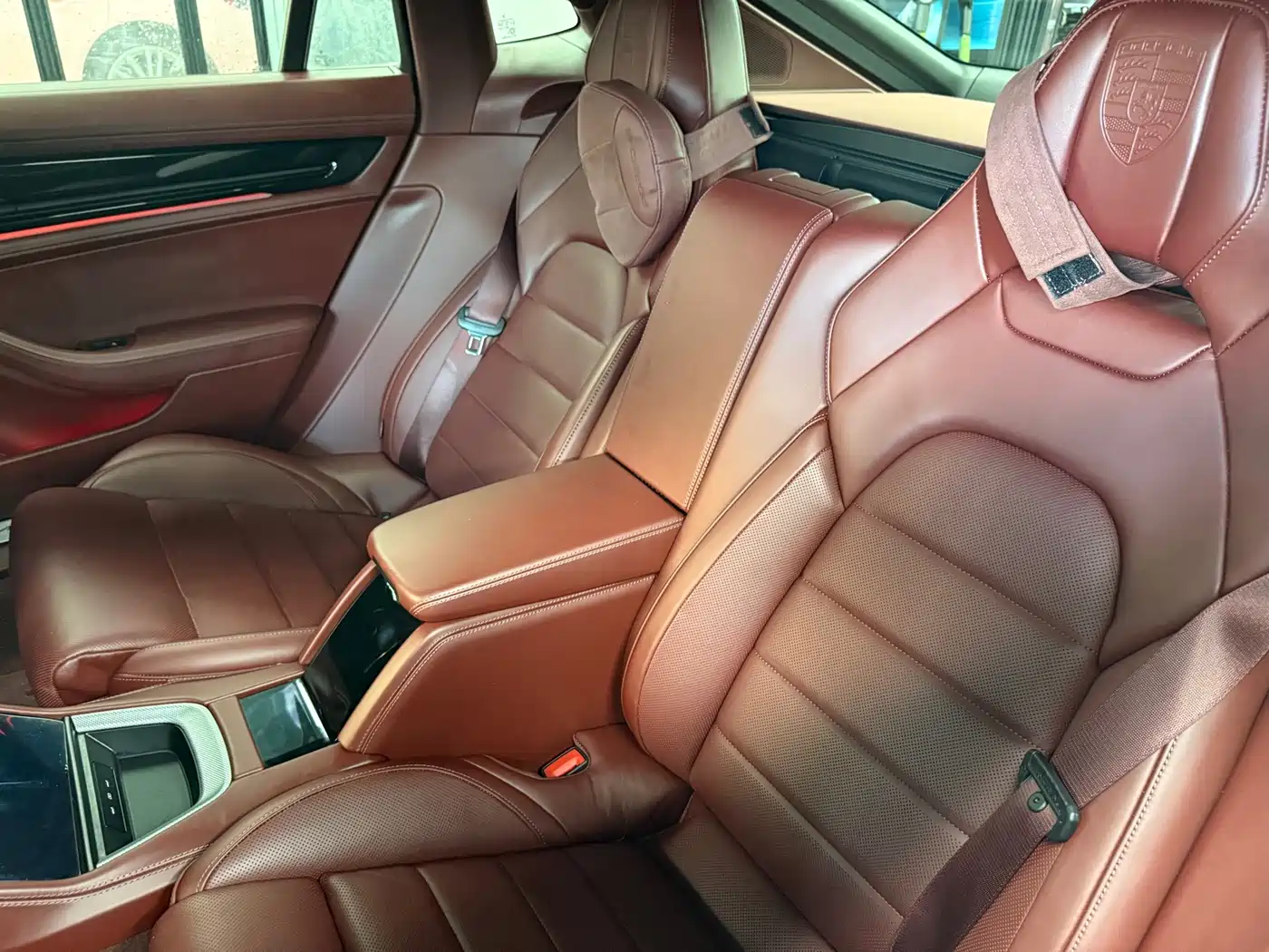 Фото 7 - Porsche Panamera