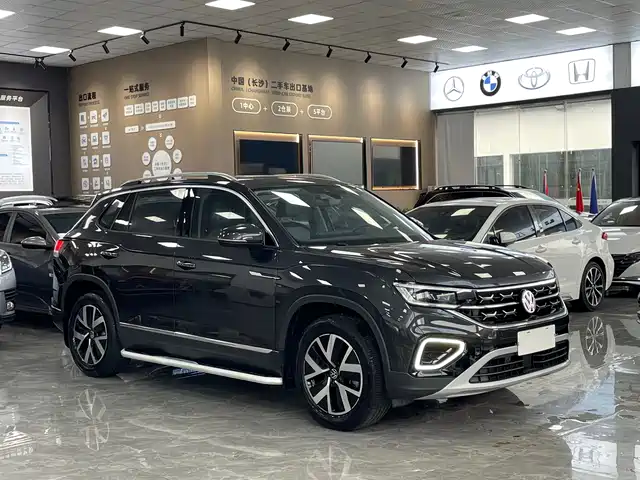 Volkswagen Tayron 2023 280TSI 2WD Luxury Plus Advanced Edition — фото 3
