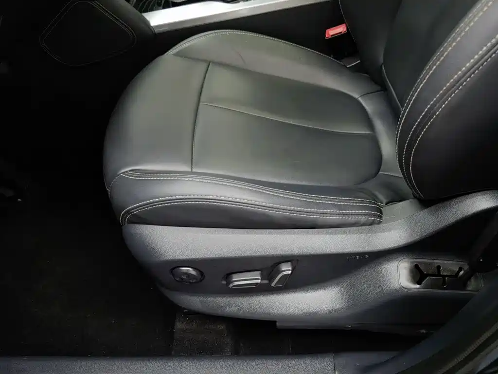 Zhonghua V7 2019 2018 280T DCT Premium 5-seater