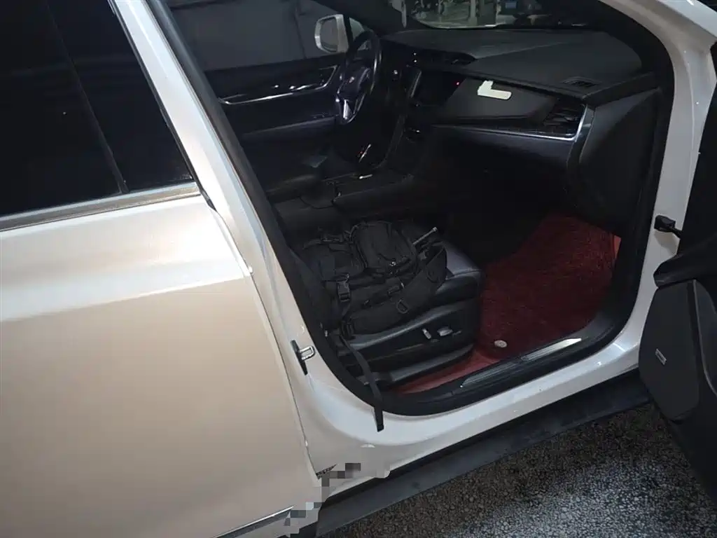 Cadillac XT5 2018 28E AWD Technology Model фото 20