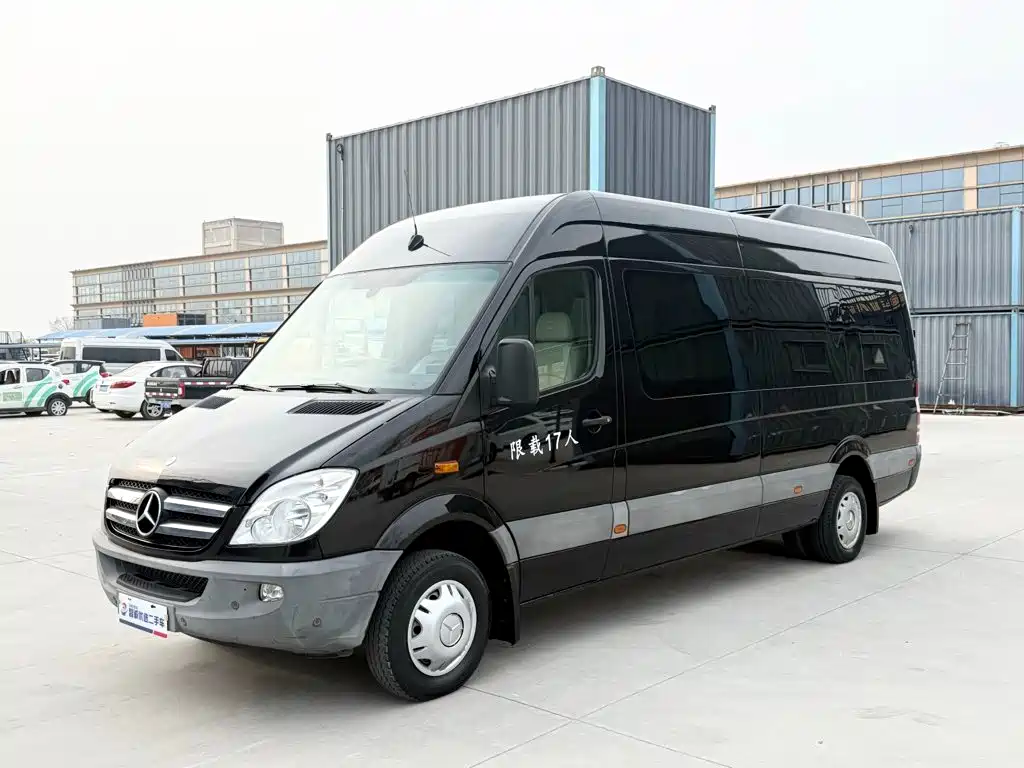 Mercedes-Benz Sprinter 2013 2012 Model 2.1T Premium Tour Long Wheelbase