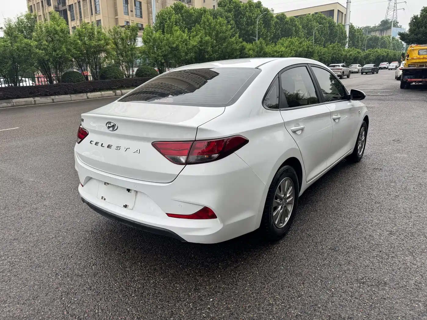 Hyundai Elantra 2018 1.6L Automatic Pleasing Edition GL China VI фото 9