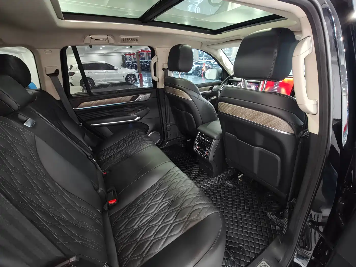 Tank 500 2022 3.0T Sport Edition Zaojing 5-Seater фото 6