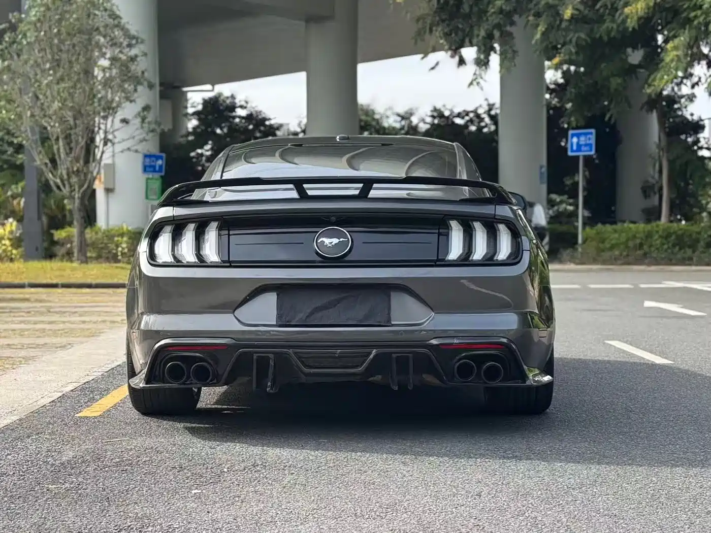 Ford Mustang 2020 2.3L EcoBoost Obsidian Phantom Special Edition фото 5